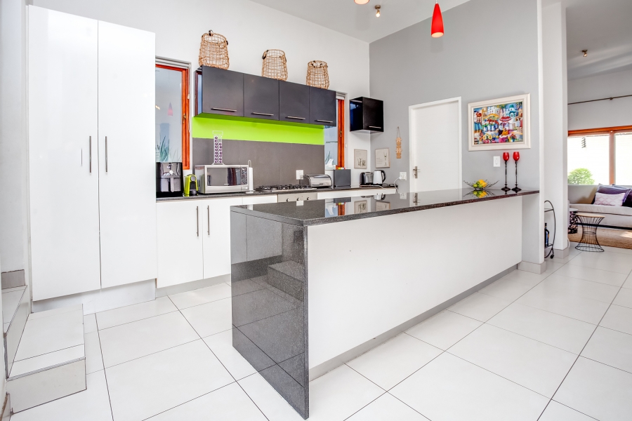 3 Bedroom Property for Sale in Bryanston Gauteng