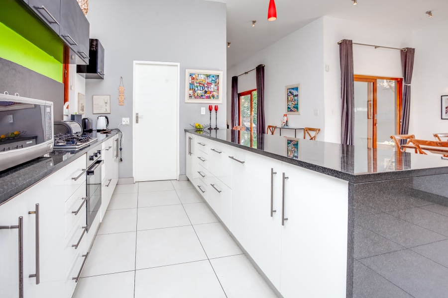 3 Bedroom Property for Sale in Bryanston Gauteng