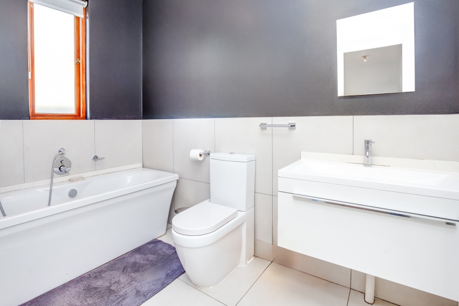 3 Bedroom Property for Sale in Bryanston Gauteng