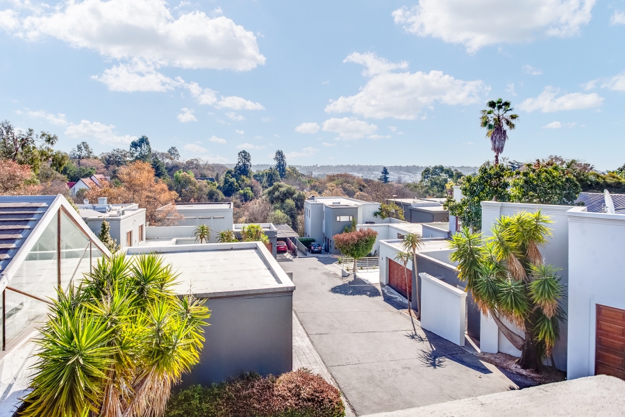 3 Bedroom Property for Sale in Bryanston Gauteng