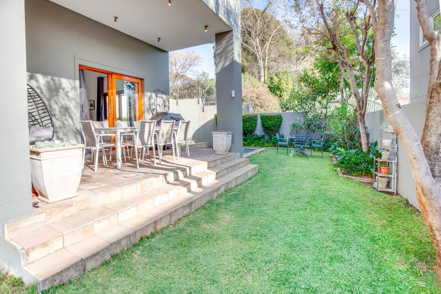 3 Bedroom Property for Sale in Bryanston Gauteng