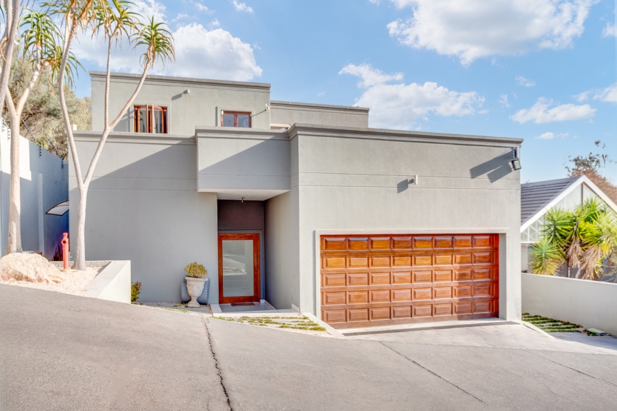 3 Bedroom Property for Sale in Bryanston Gauteng