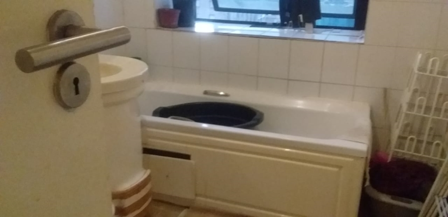1 Bedroom Property for Sale in Johannesburg Central Gauteng