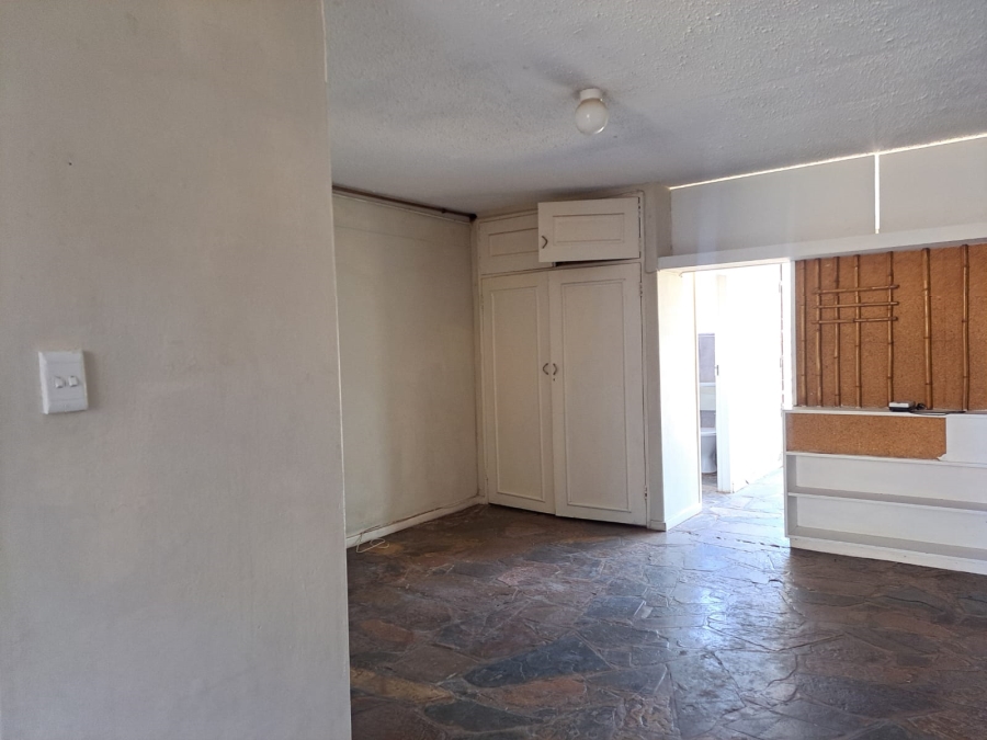 1 Bedroom Property for Sale in Arcadia Gauteng