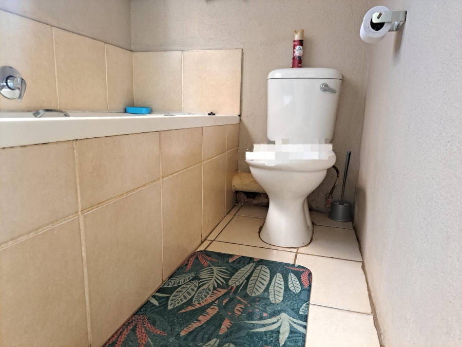 2 Bedroom Property for Sale in Soshanguve VV Gauteng