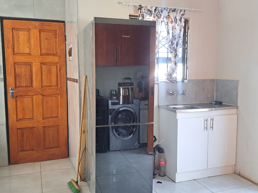 3 Bedroom Property for Sale in Soshanguve YY Gauteng