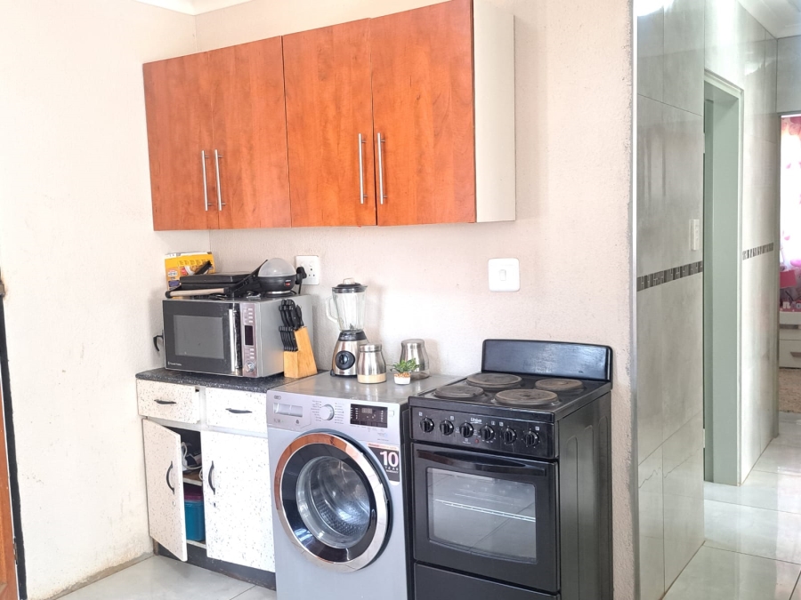 3 Bedroom Property for Sale in Soshanguve YY Gauteng