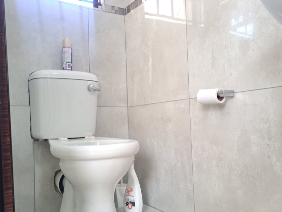 3 Bedroom Property for Sale in Soshanguve YY Gauteng