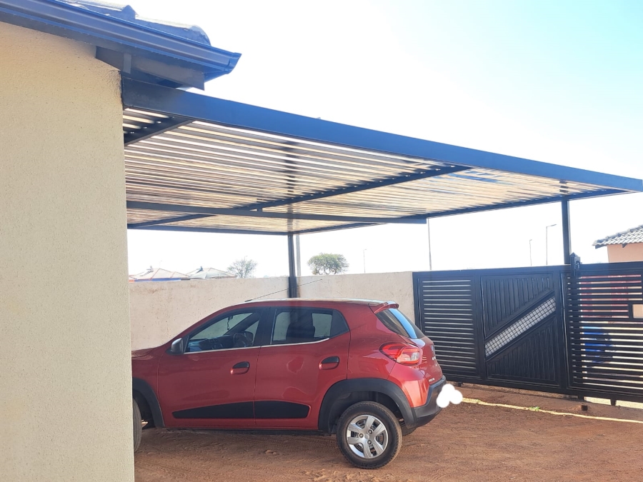 3 Bedroom Property for Sale in Soshanguve YY Gauteng