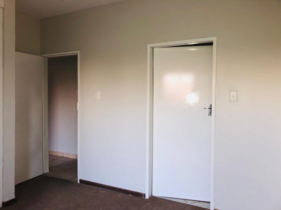 2 Bedroom Property for Sale in Brakpan North Gauteng