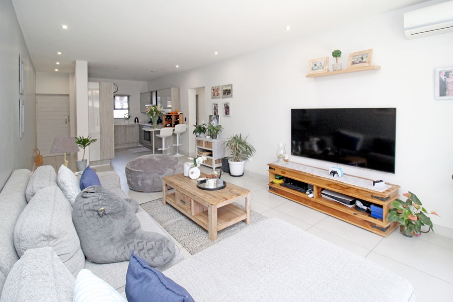 3 Bedroom Property for Sale in Broadacres Gauteng
