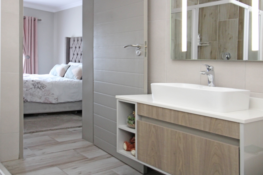 2 Bedroom Property for Sale in Carlswald Gauteng
