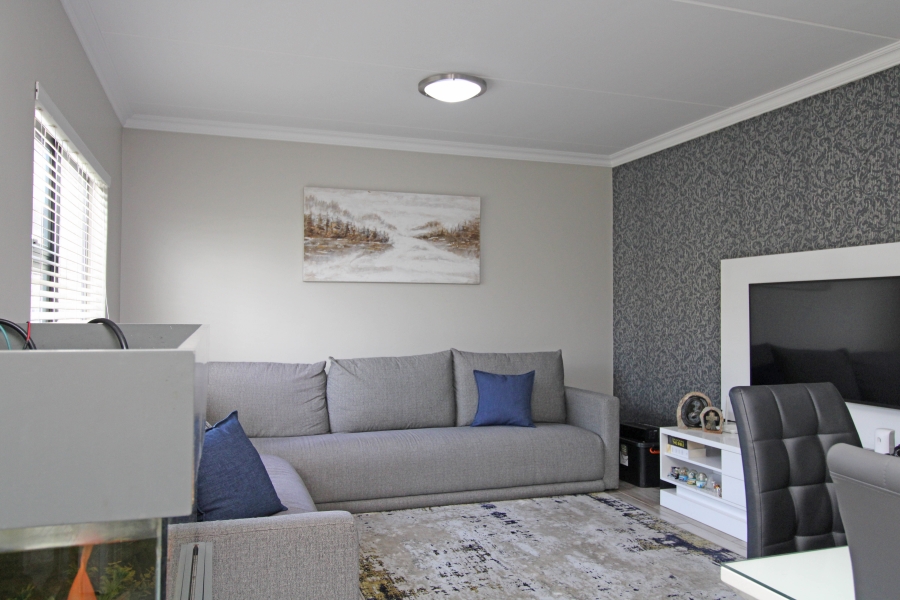 2 Bedroom Property for Sale in Carlswald Gauteng
