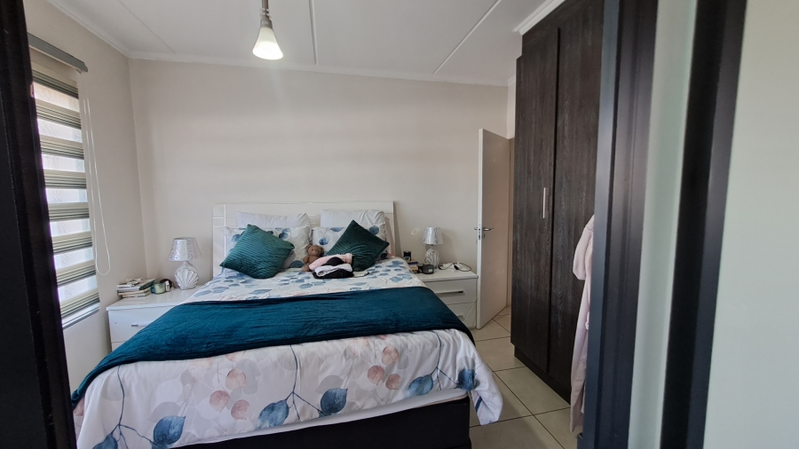 To Let 3 Bedroom Property for Rent in Oakdene Gauteng