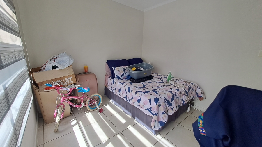 To Let 3 Bedroom Property for Rent in Oakdene Gauteng
