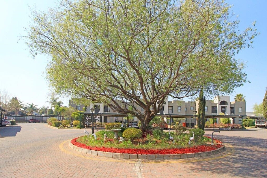 2 Bedroom Property for Sale in Marais Steyn Park Gauteng