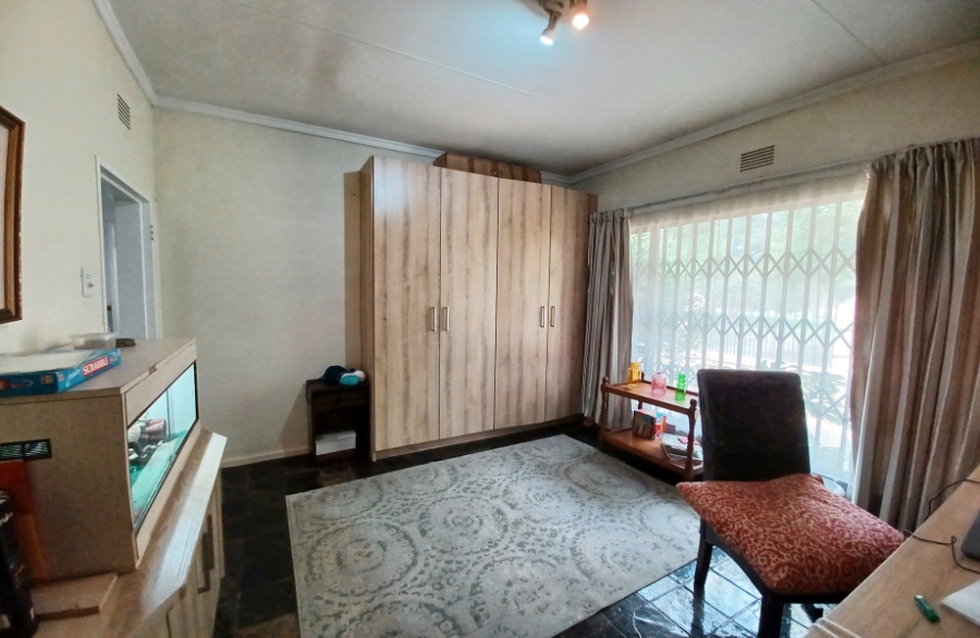 3 Bedroom Property for Sale in Vanderbijlpark SE 2 Gauteng