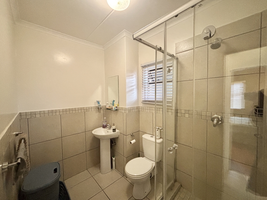 2 Bedroom Property for Sale in Barbeque Downs Gauteng