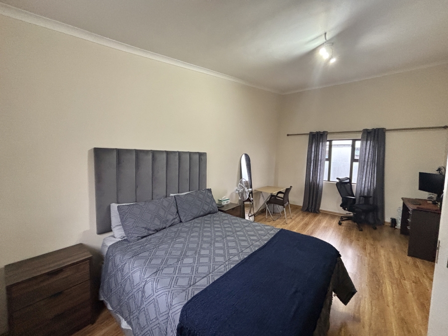 2 Bedroom Property for Sale in Barbeque Downs Gauteng