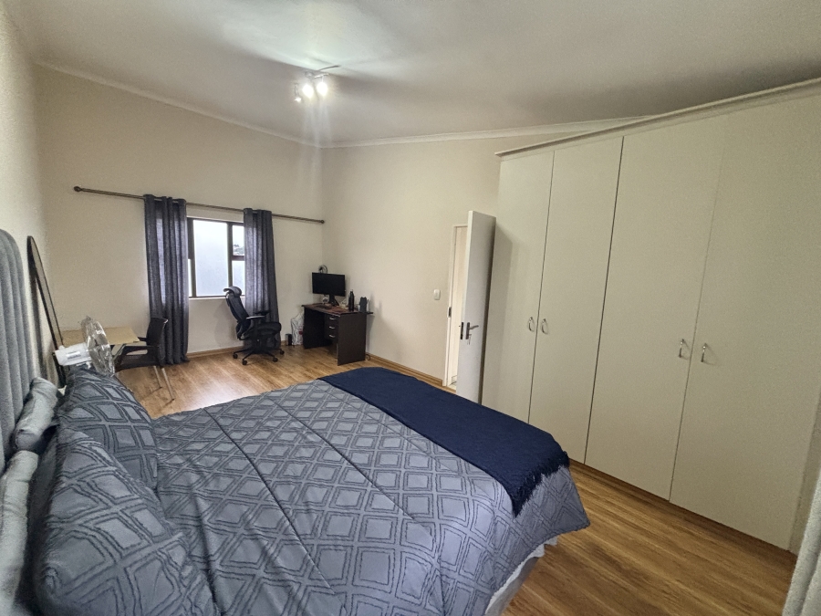 2 Bedroom Property for Sale in Barbeque Downs Gauteng