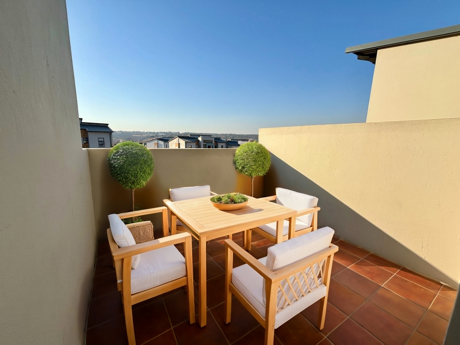 2 Bedroom Property for Sale in Barbeque Downs Gauteng