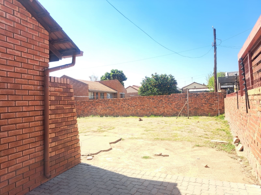 3 Bedroom Property for Sale in Soshanguve East Gauteng