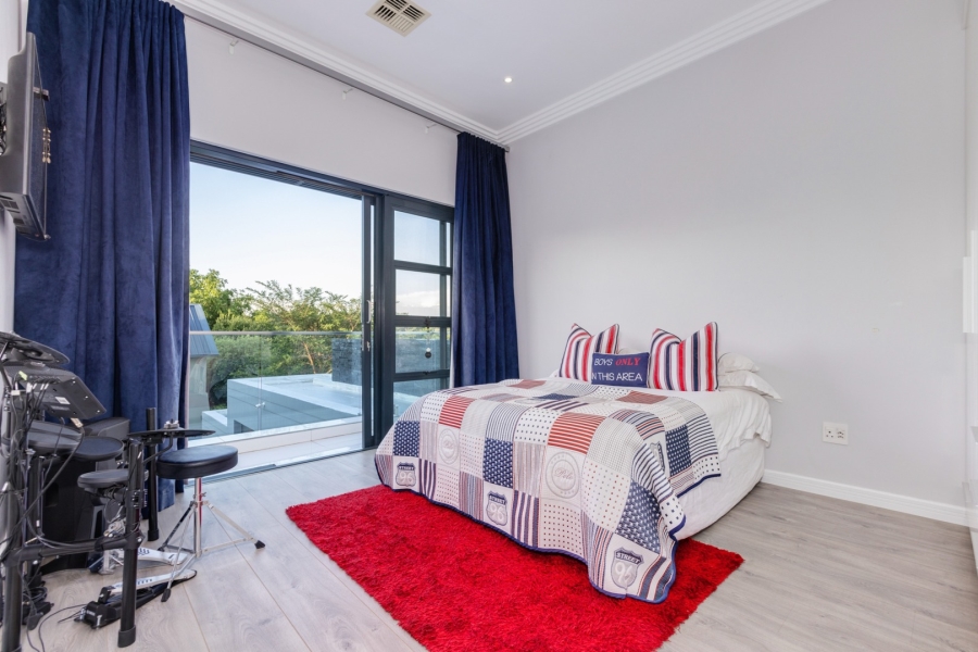 4 Bedroom Property for Sale in Helderfontein Estate Gauteng