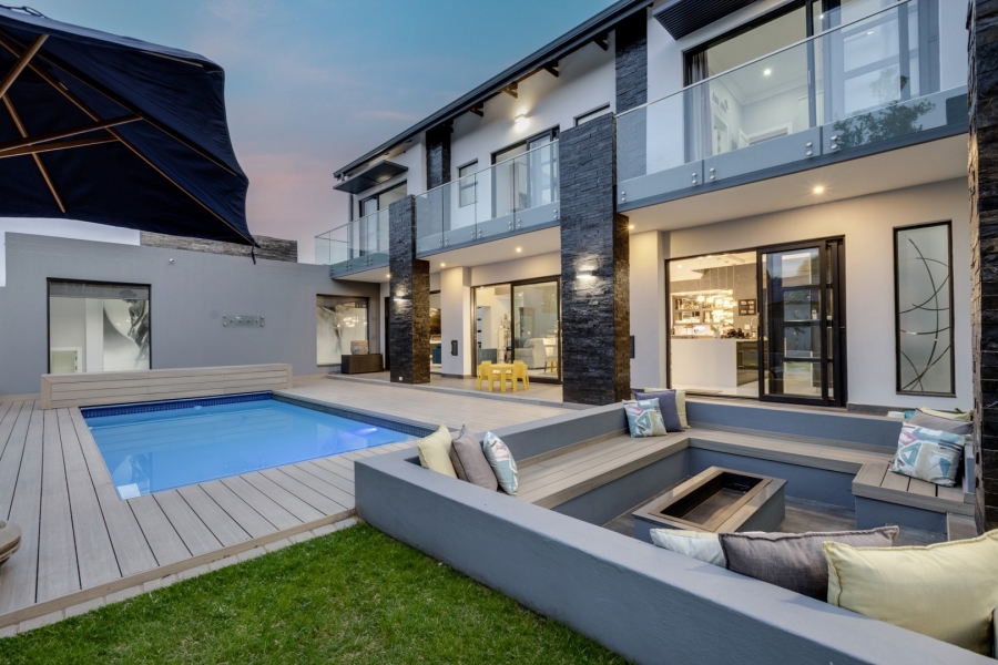 4 Bedroom Property for Sale in Helderfontein Estate Gauteng