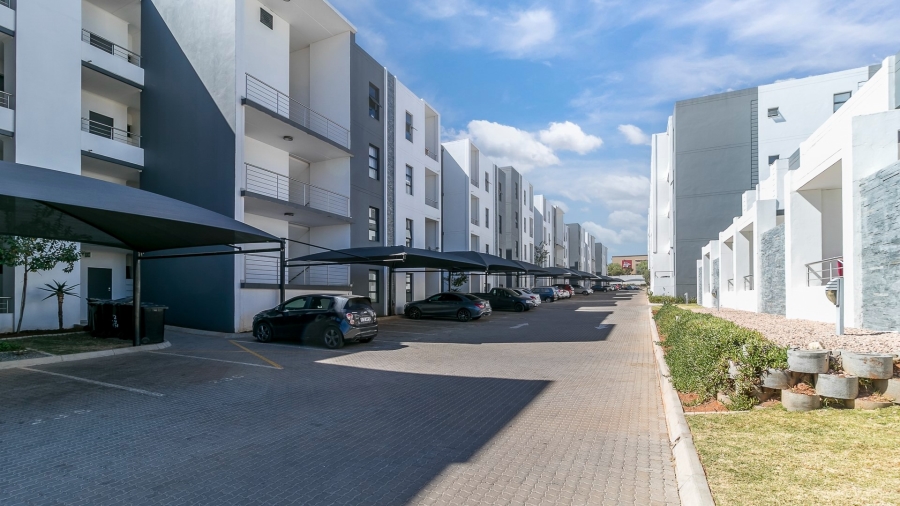 2 Bedroom Property for Sale in Carlswald Gauteng