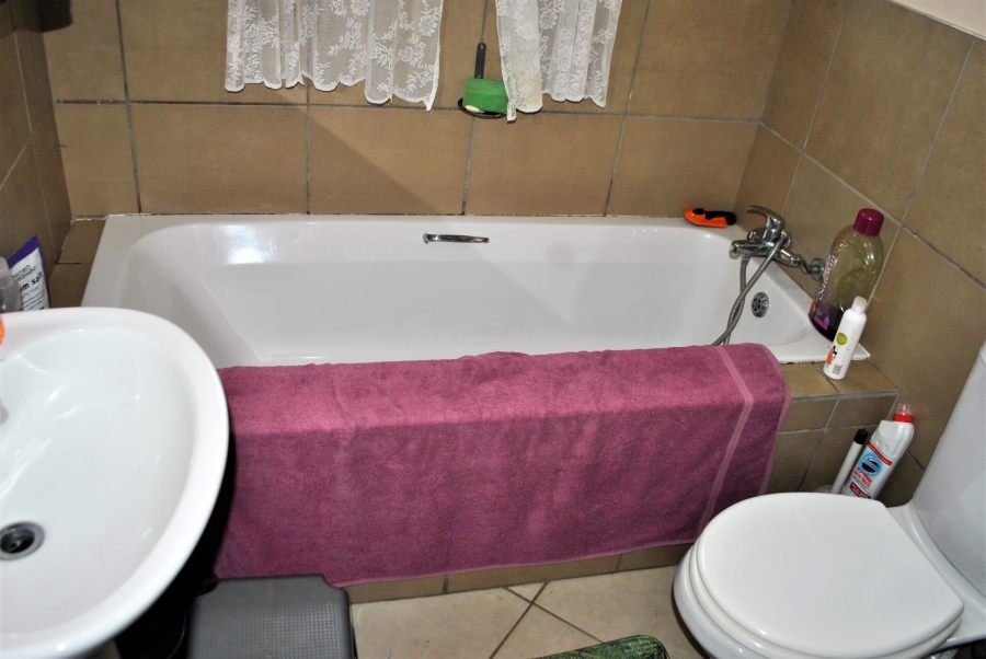 2 Bedroom Property for Sale in Sagewood Gauteng