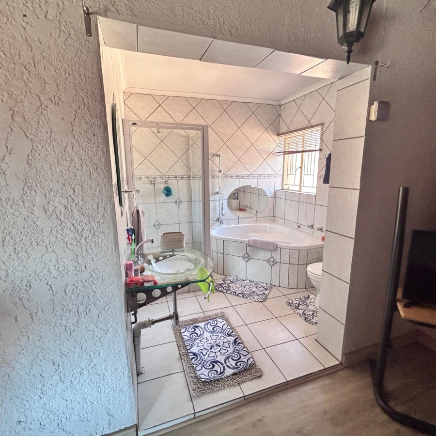 3 Bedroom Property for Sale in Rant En Dal Gauteng
