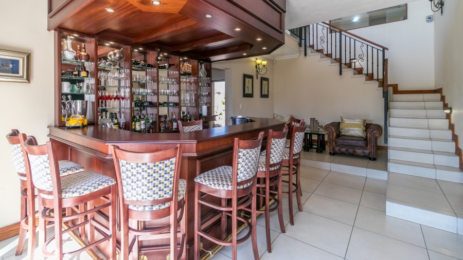 4 Bedroom Property for Sale in Knoppieslaagte Gauteng