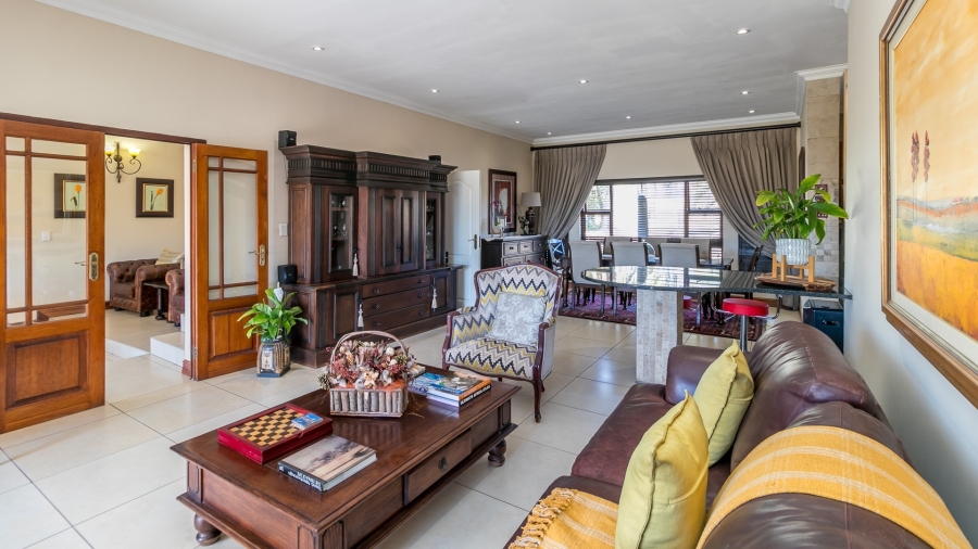 4 Bedroom Property for Sale in Knoppieslaagte Gauteng