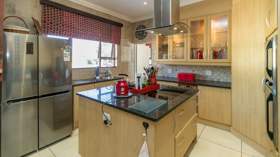 4 Bedroom Property for Sale in Knoppieslaagte Gauteng
