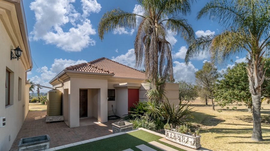4 Bedroom Property for Sale in Knoppieslaagte Gauteng
