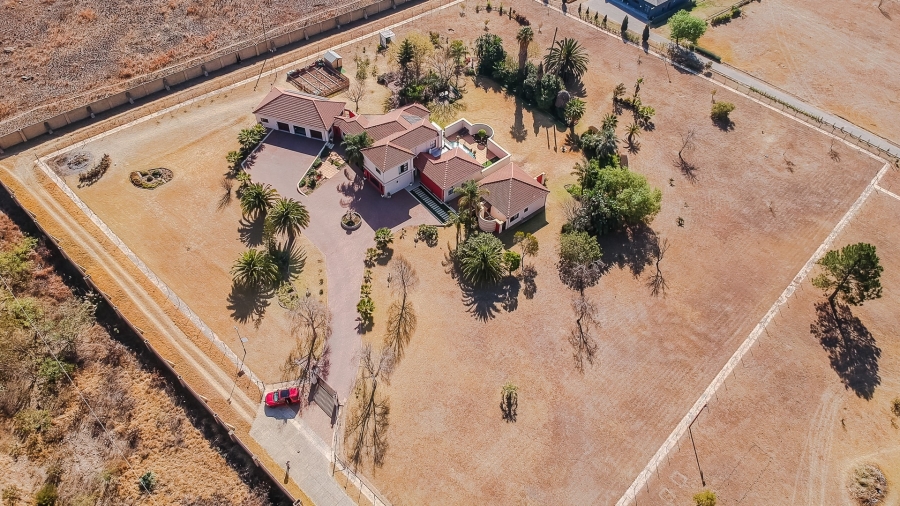 4 Bedroom Property for Sale in Knoppieslaagte Gauteng