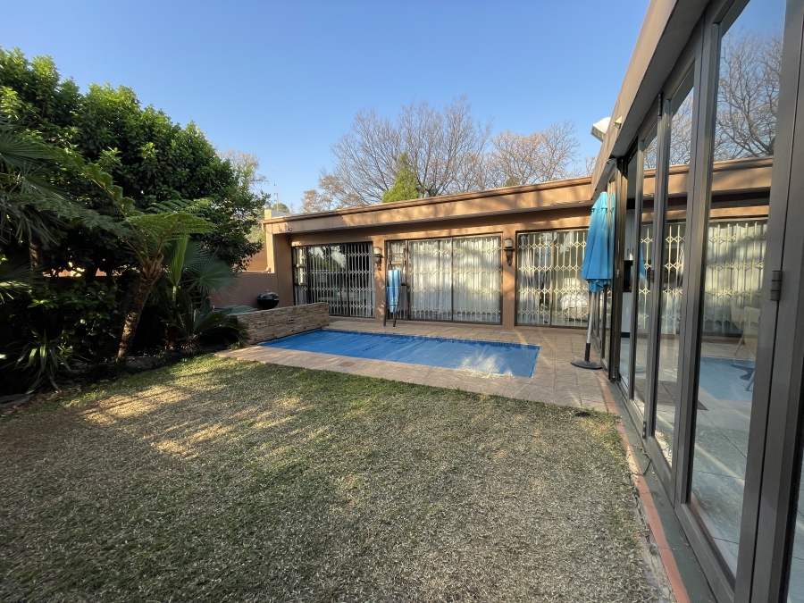 4 Bedroom Property for Sale in Paulshof Gauteng
