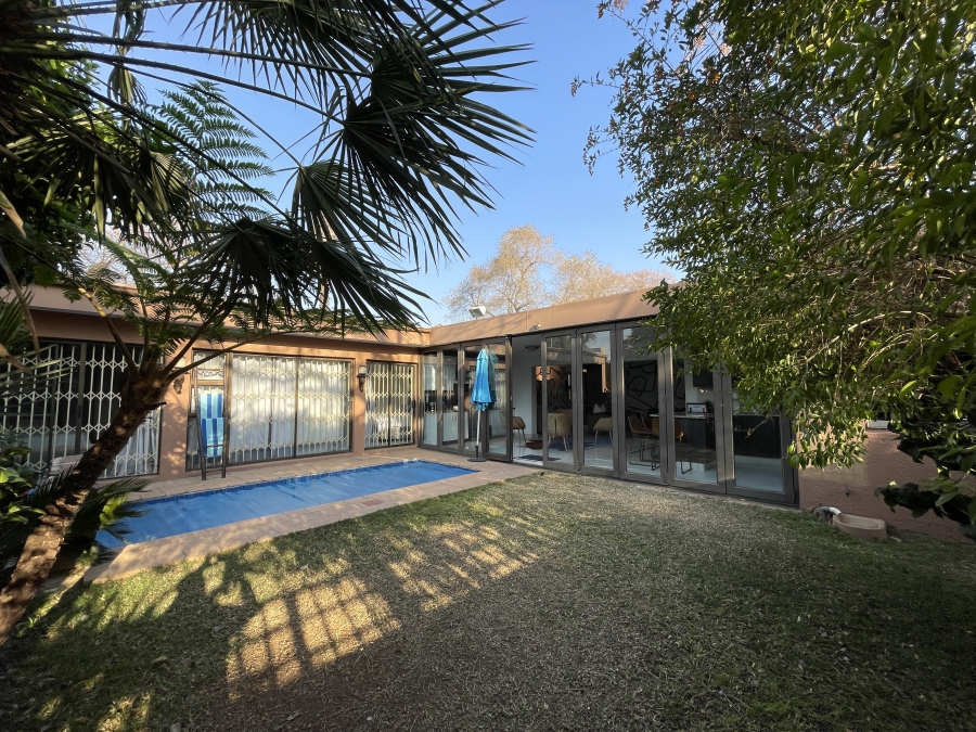 4 Bedroom Property for Sale in Paulshof Gauteng