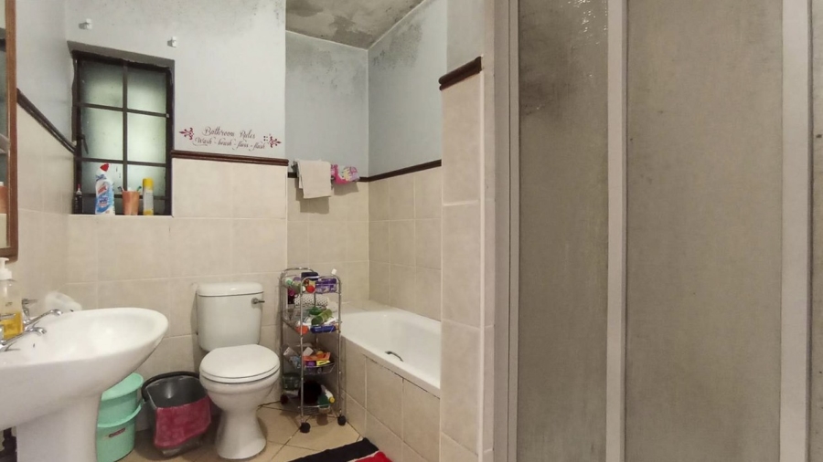 2 Bedroom Property for Sale in Noordwyk Gauteng