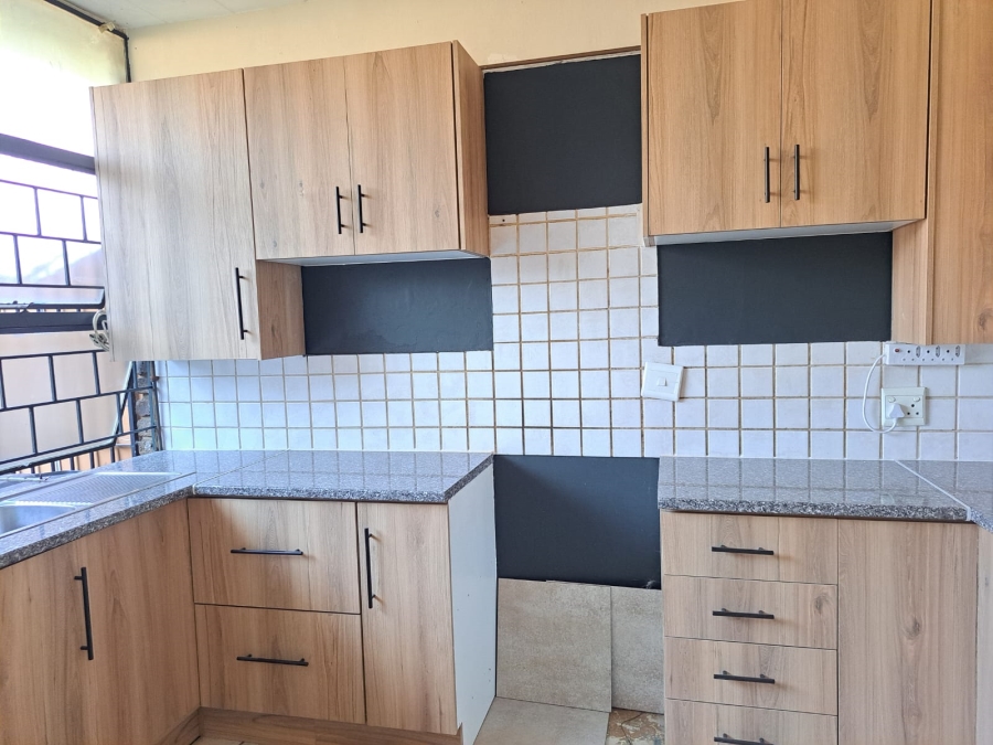 2 Bedroom Property for Sale in Meyerspark Gauteng