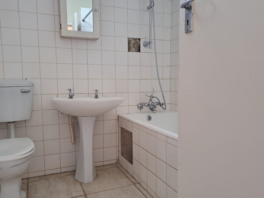 2 Bedroom Property for Sale in Meyerspark Gauteng