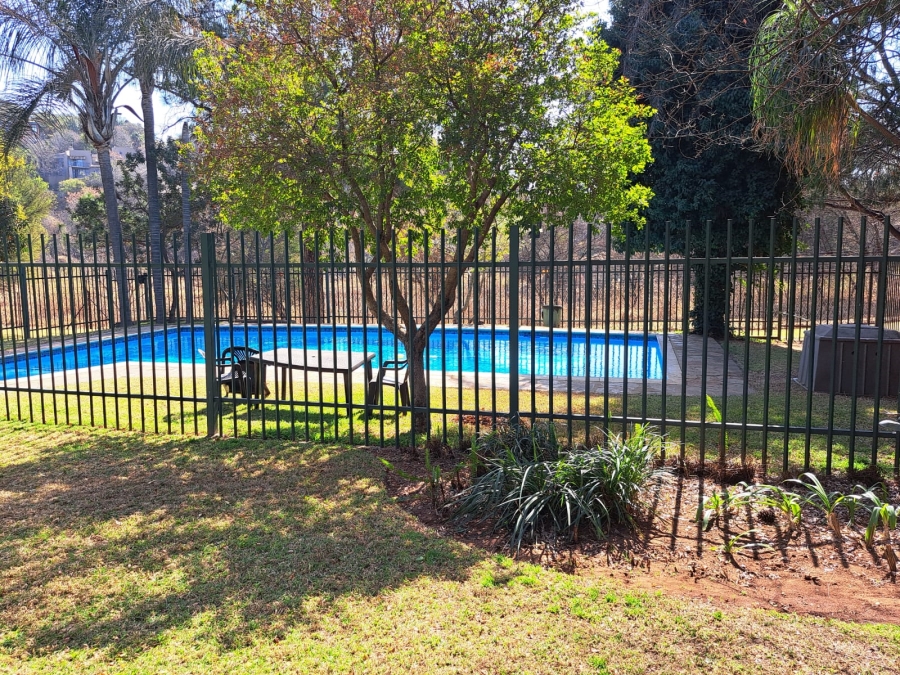 2 Bedroom Property for Sale in Meyerspark Gauteng