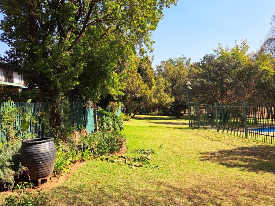 2 Bedroom Property for Sale in Meyerspark Gauteng