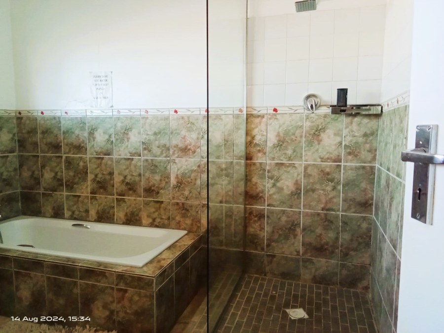4 Bedroom Property for Sale in Jameson Park Gauteng