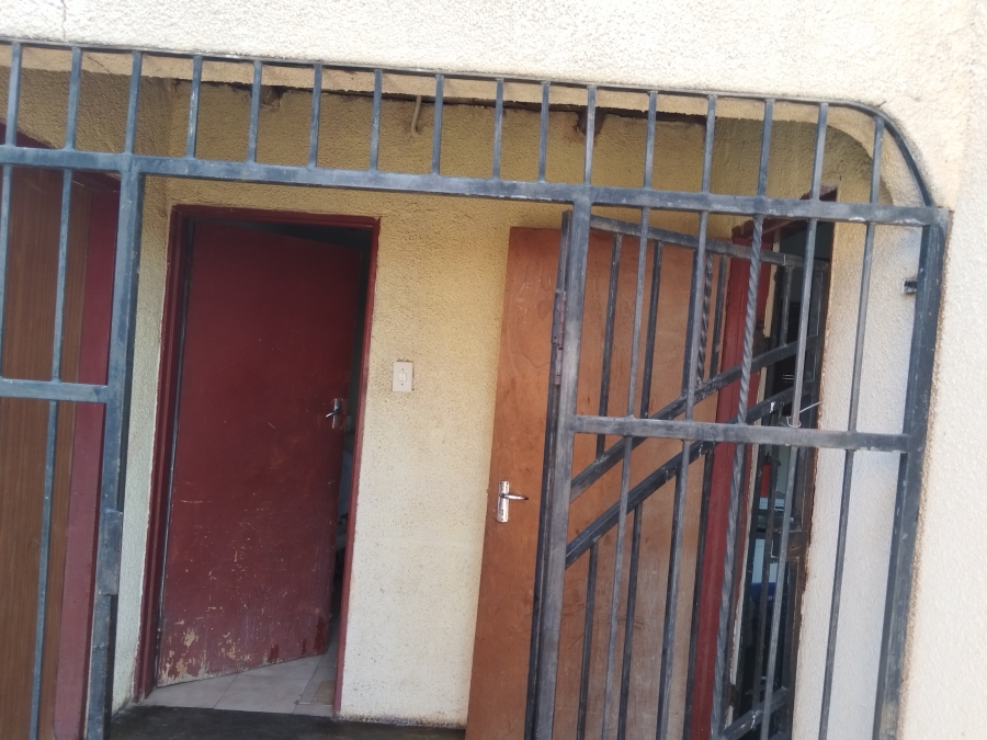 3 Bedroom Property for Sale in Soshanguve South Ext 10 Gauteng