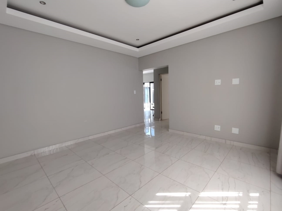 To Let 5 Bedroom Property for Rent in Amandasig Gauteng