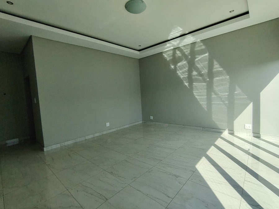 To Let 5 Bedroom Property for Rent in Amandasig Gauteng