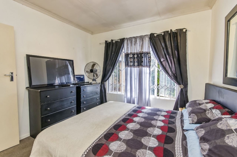 3 Bedroom Property for Sale in Weltevreden Park Gauteng