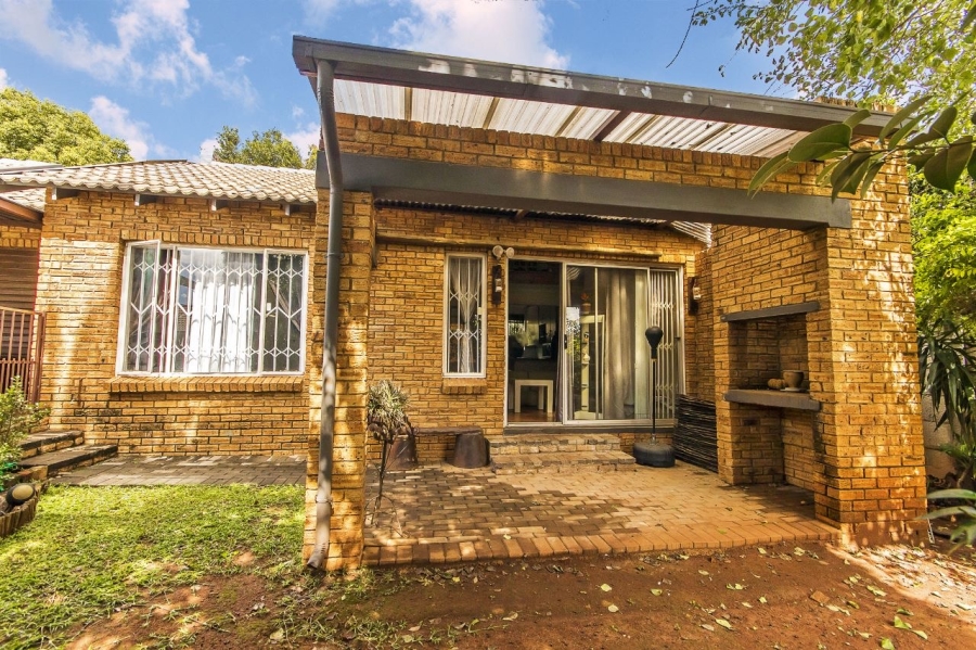 3 Bedroom Property for Sale in Weltevreden Park Gauteng