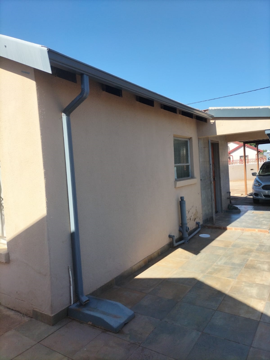2 Bedroom Property for Sale in Soshanguve XX Gauteng